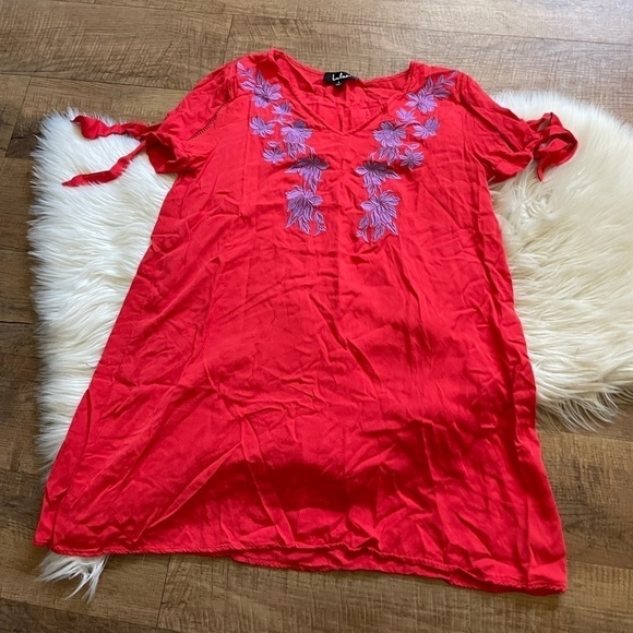 LULU’S Ambrosia Embroidered Tie Sleeve Shift Dress - Picture 2 of 3
